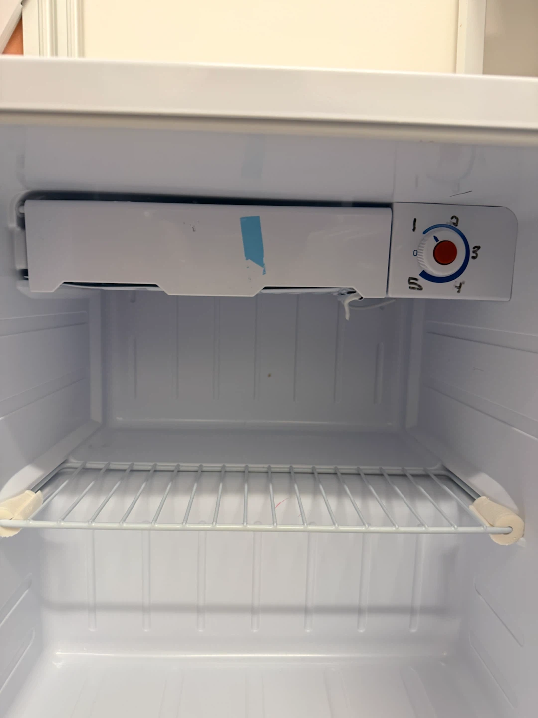 Danby Mini Fridge - photo 3
