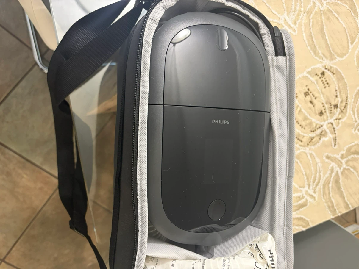 Dreamstation 2 CPAP machine - photo 2