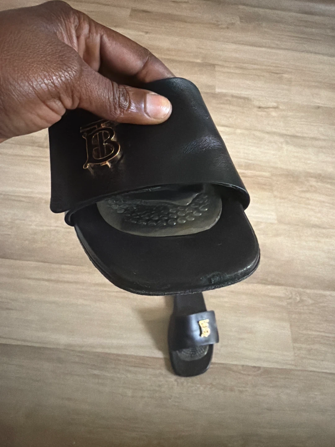 Burberry slides - photo 3