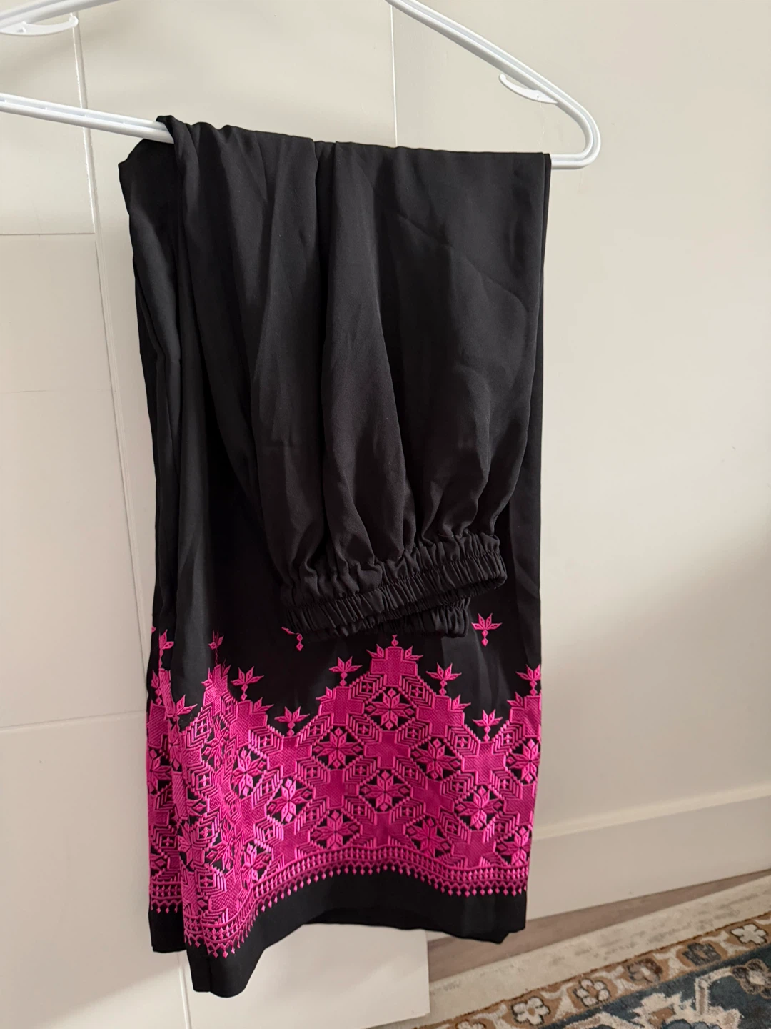 Black and Pink Embroidered Dress with Scarf - photo 2