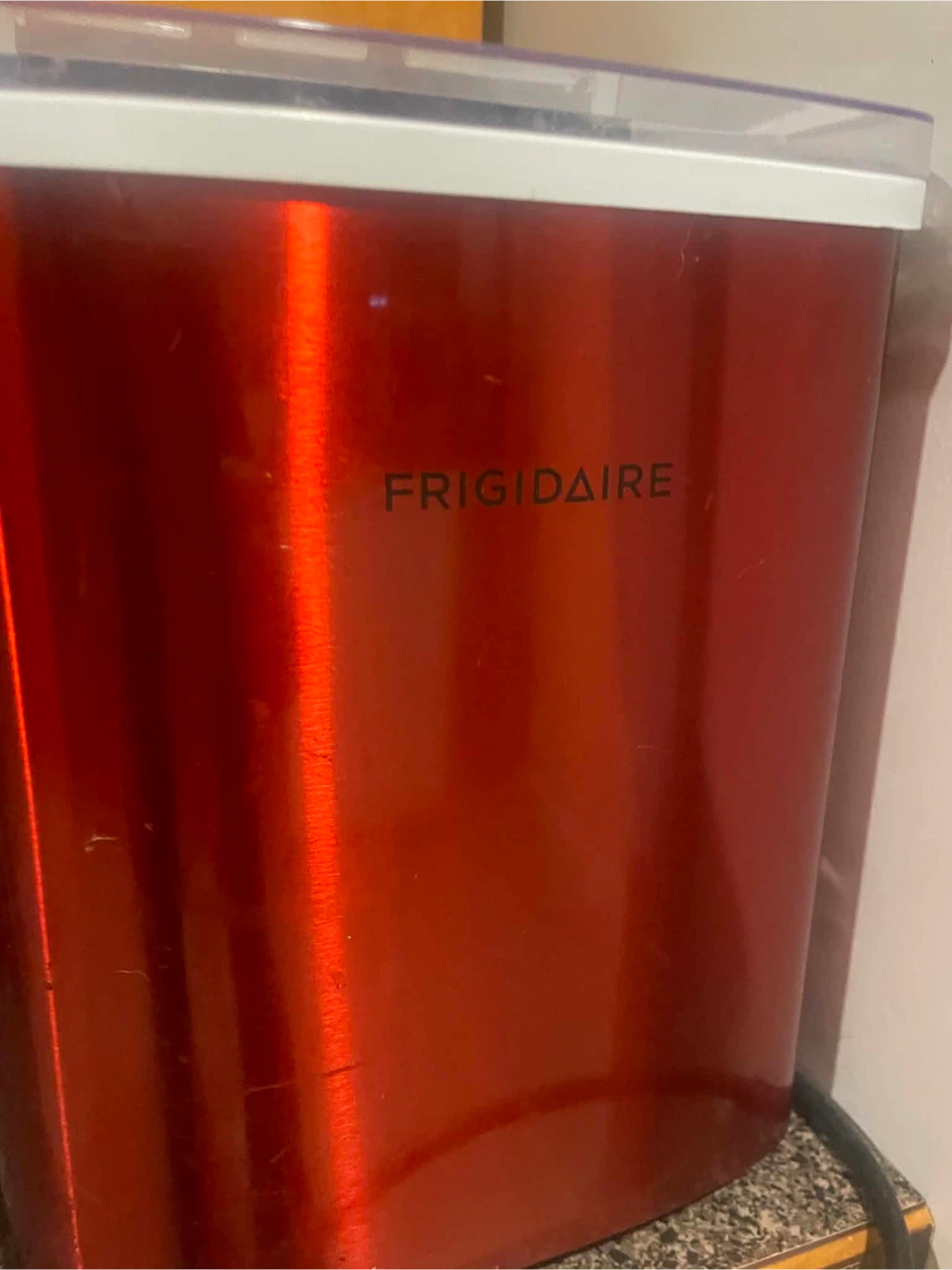 Frigidaire Countertop Ice Maker – Used, Like New Condition - photo 2