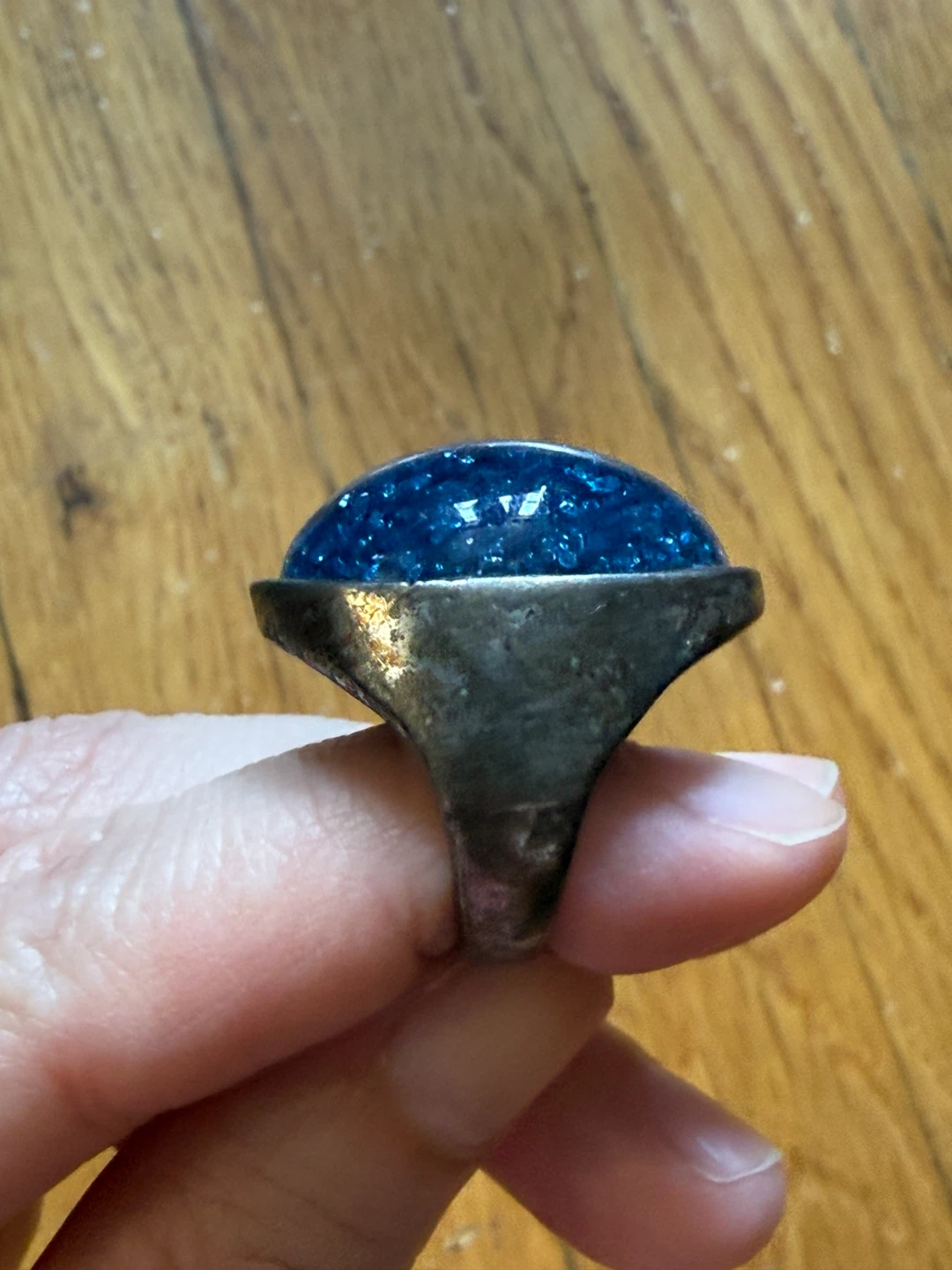 Sparkly Blue Gemstone Ring - photo 4
