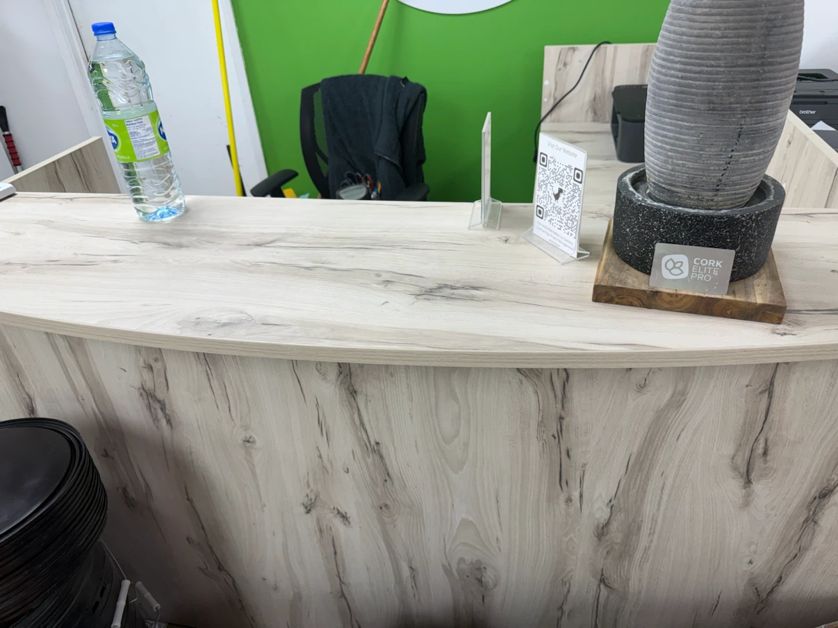 L-shaped desk with drawers - photo 3