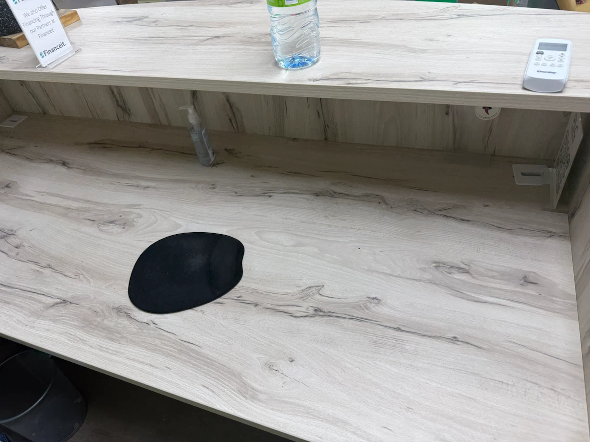 L-shaped desk with drawers - photo 5