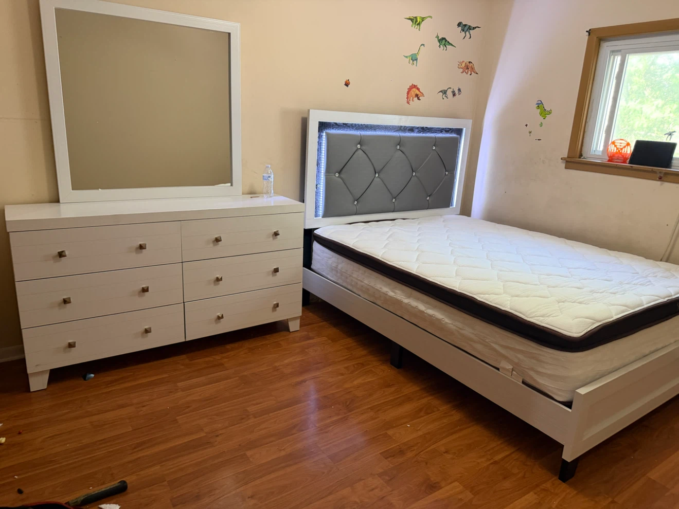 Tufted Upholstered Headboard Bed Frame with LED Lights - photo 2