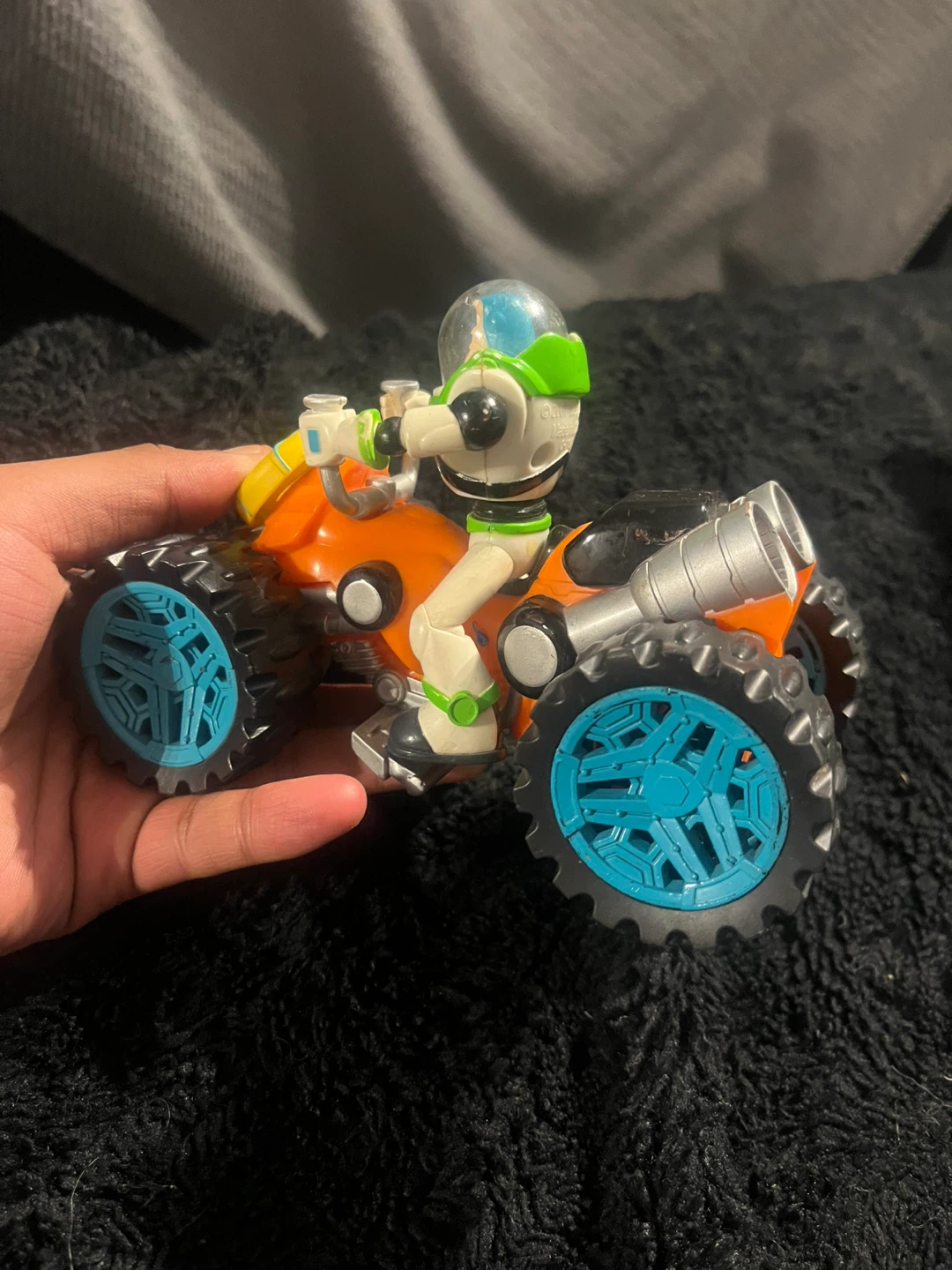 Disney Pixar Buzz Lightyear Toy Car - photo 5