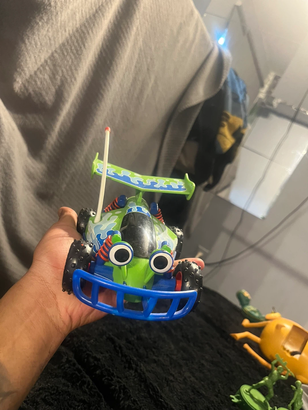 Disney Pixar Toy Story RC Car - photo 2