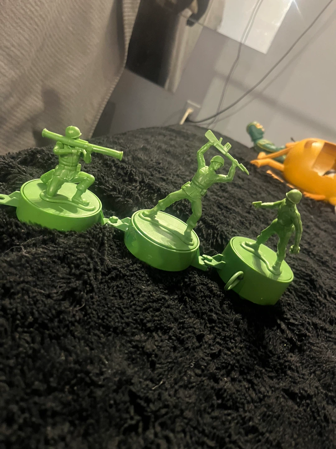 Green Toy Story Soldiers on Bases - photo 3