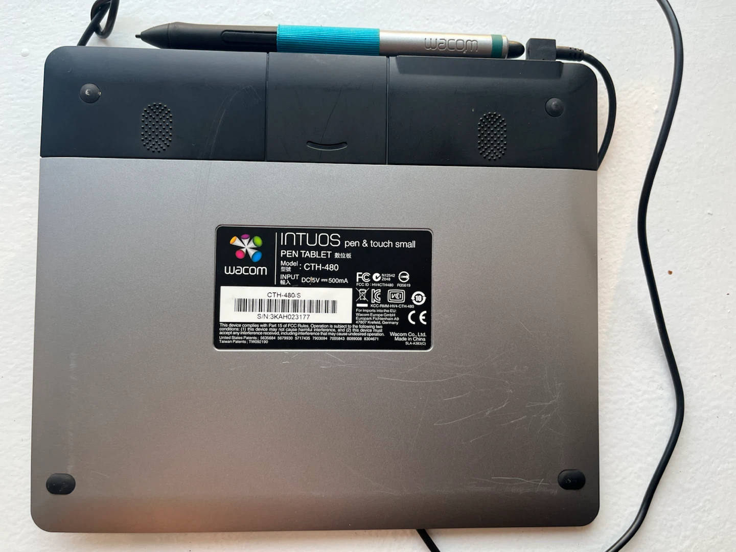 WACOM Intuos CTH-480 Pen and Touch Small Tablet Silver - photo 2