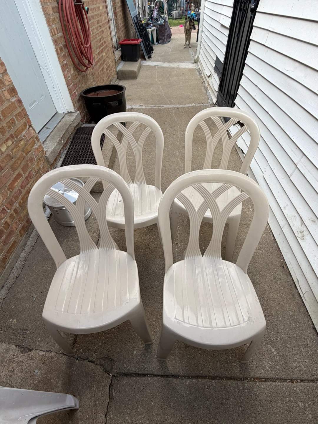 Set of 4 White Plastic Chairs