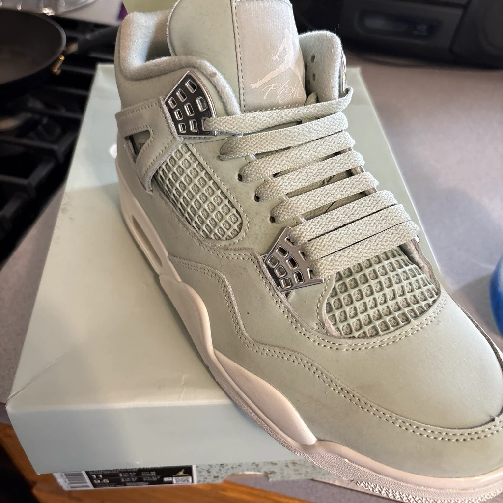 Jordan 4 Retro Seafoam Sail (Women's) US 11