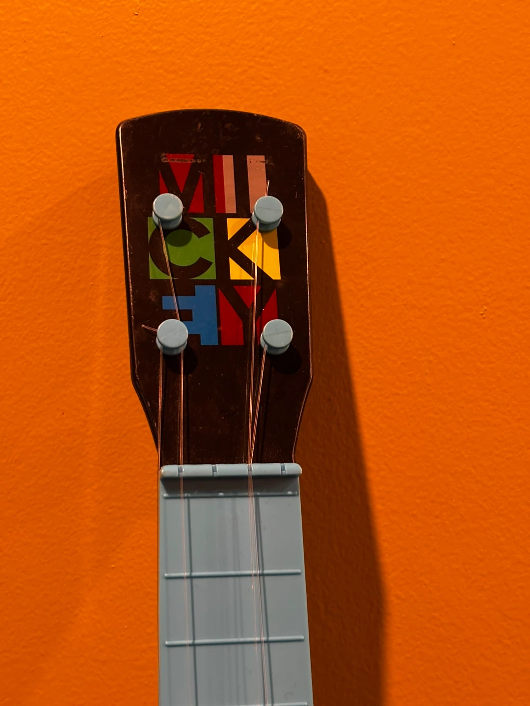 Disney Mickey Mouse Ukulele - photo 4
