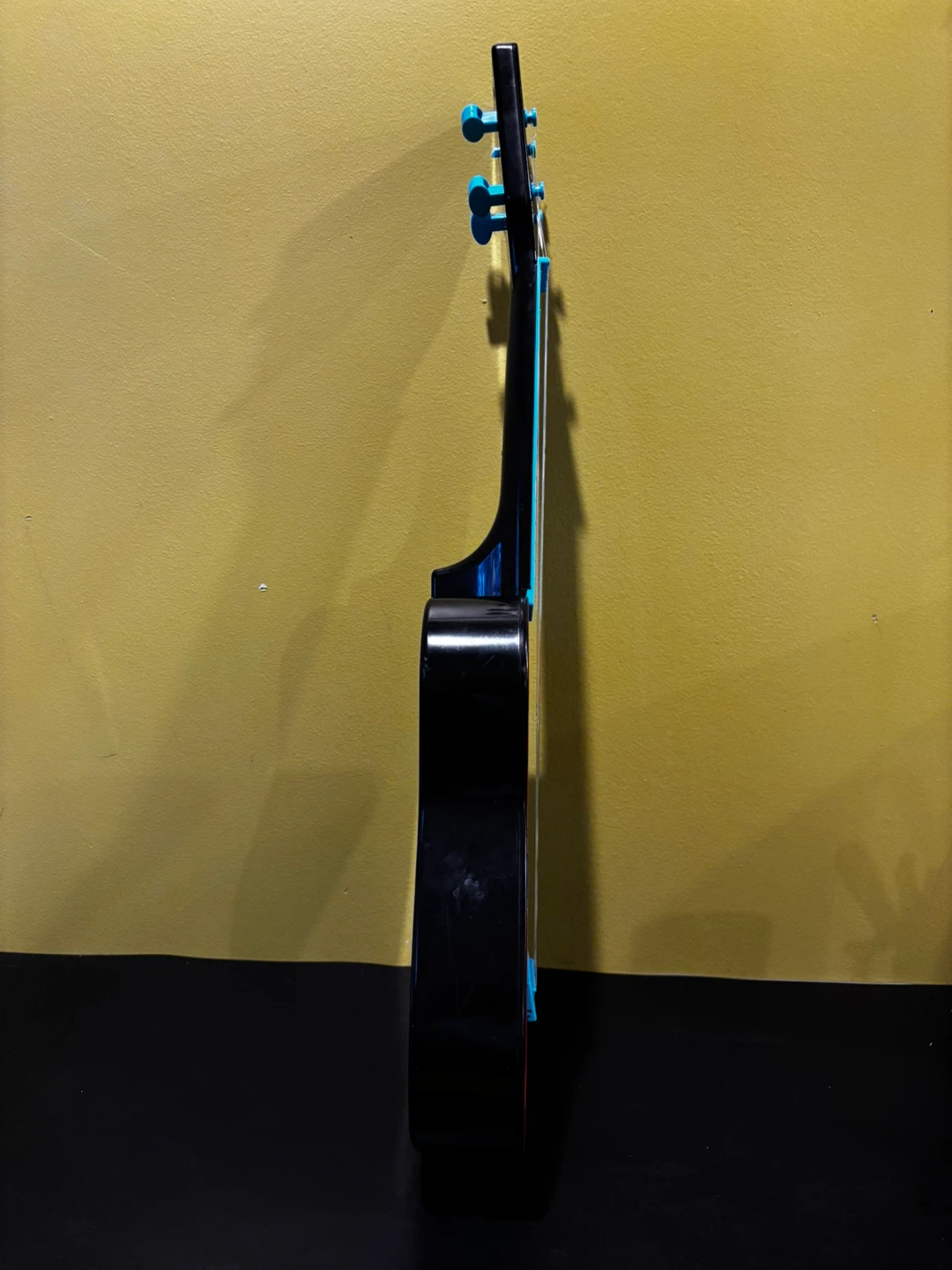 Disney Mickey Mouse Ukulele - photo 5