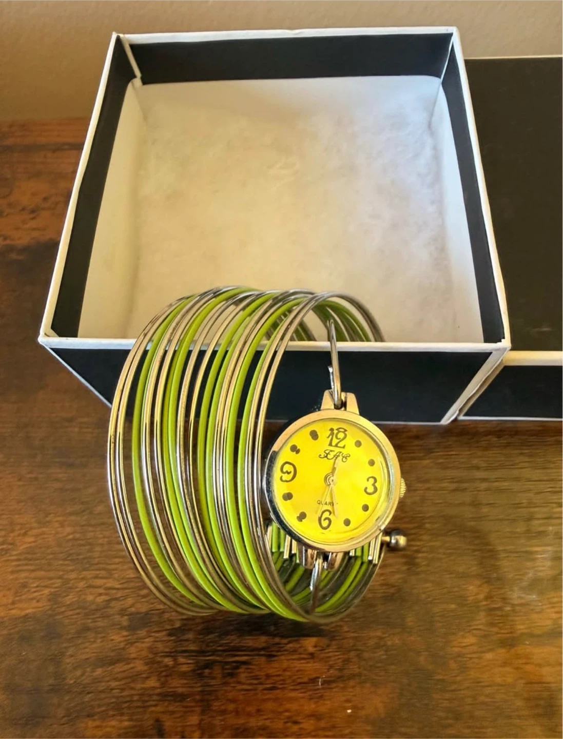 NEW Bracelet Watch