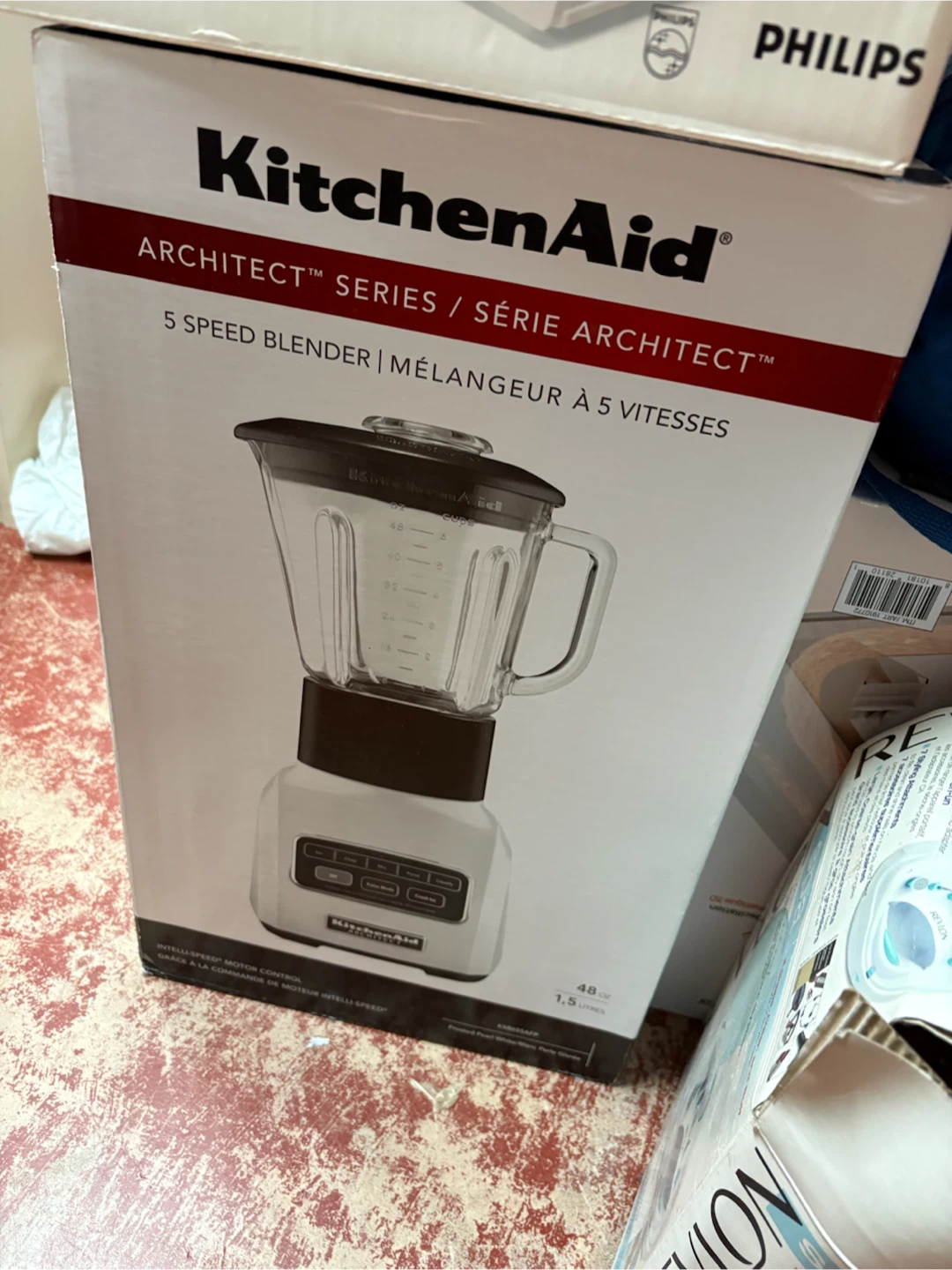 Blender in box never used