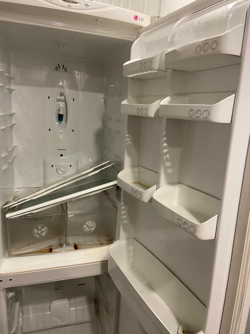 LG Refrigerator - photo 3