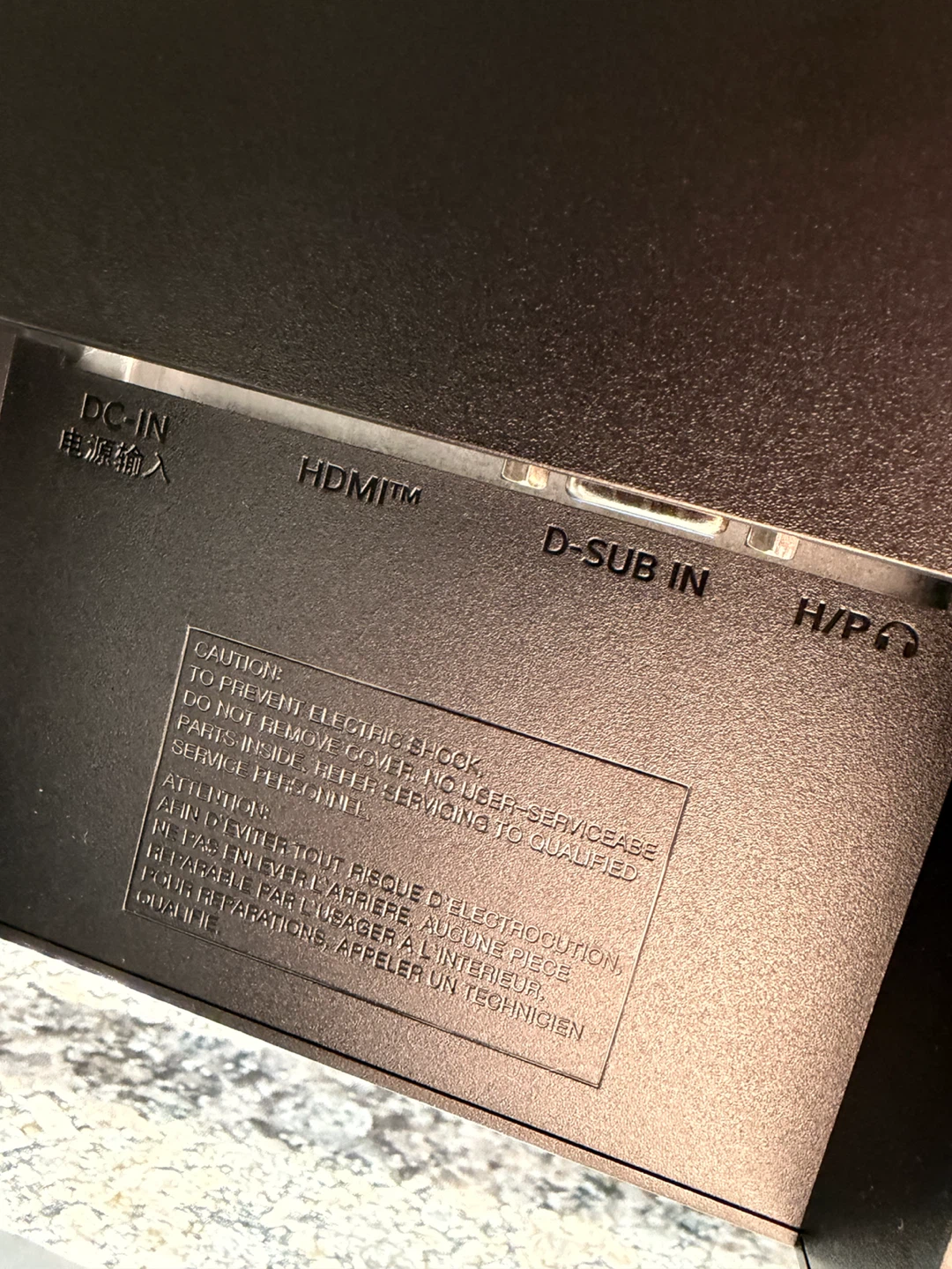 LG Monitor - 20” x 10” - photo 5