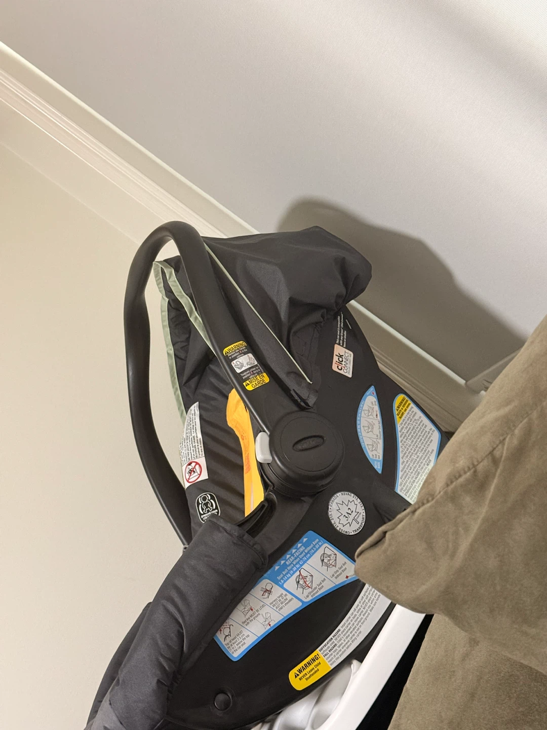 Graco Infant Car Seat with Base