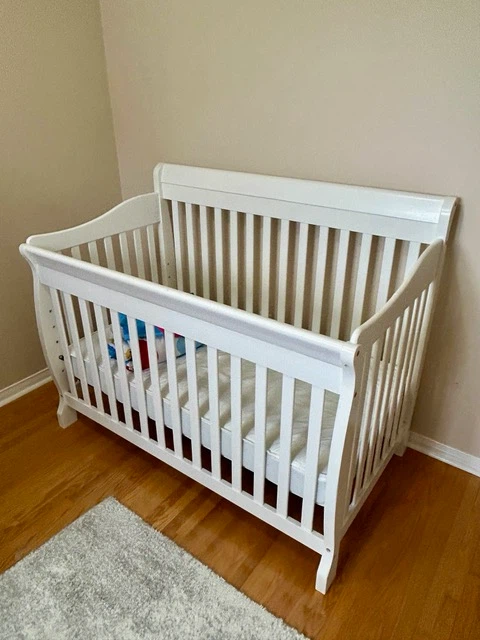 White Sleigh Crib