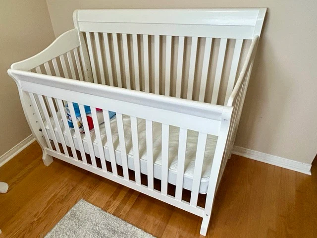 White Sleigh Crib - photo 3