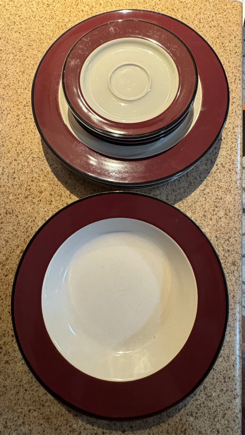 9pc of plates