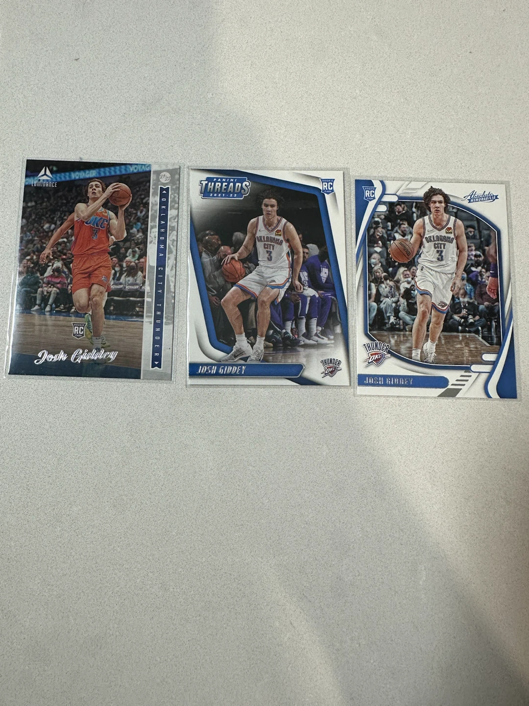 Josh Giddey Basketball Cards (3)