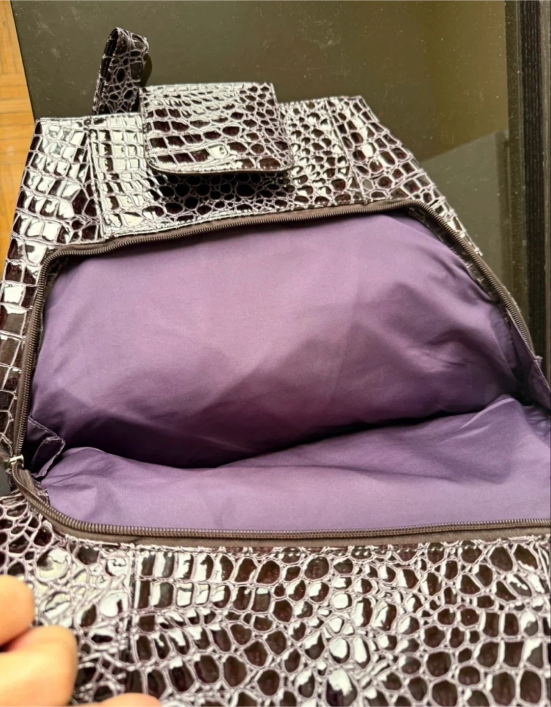 Faux Crocodile Handbag - photo 5