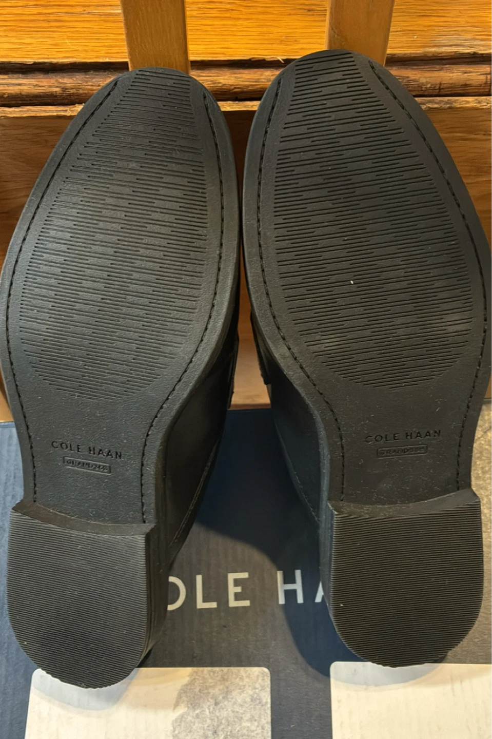 New in box Cole Haan Black Leather Stassi Mule Loafers size 5 - photo 2