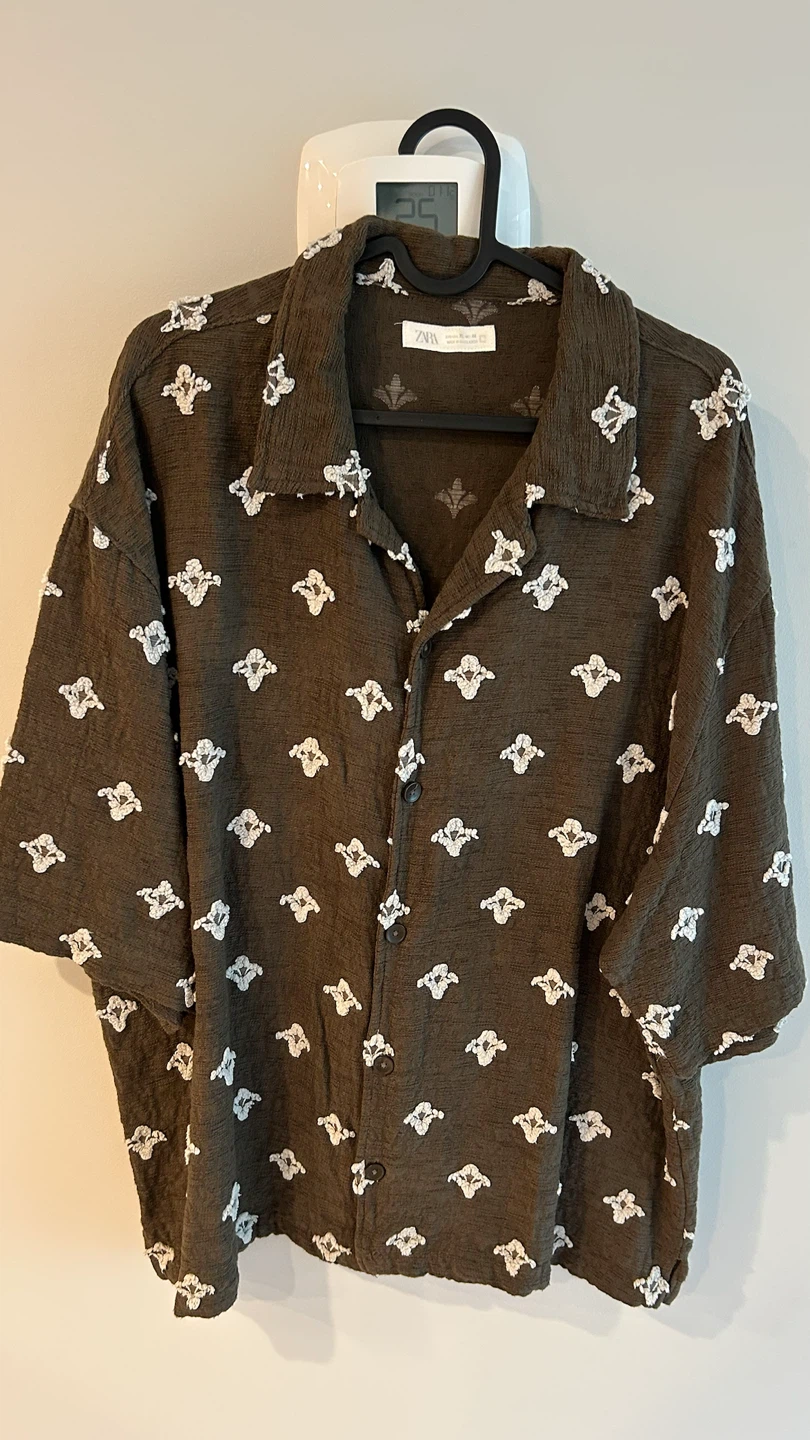ZARA Brown Embroidered Short Sleeve Shirt XL