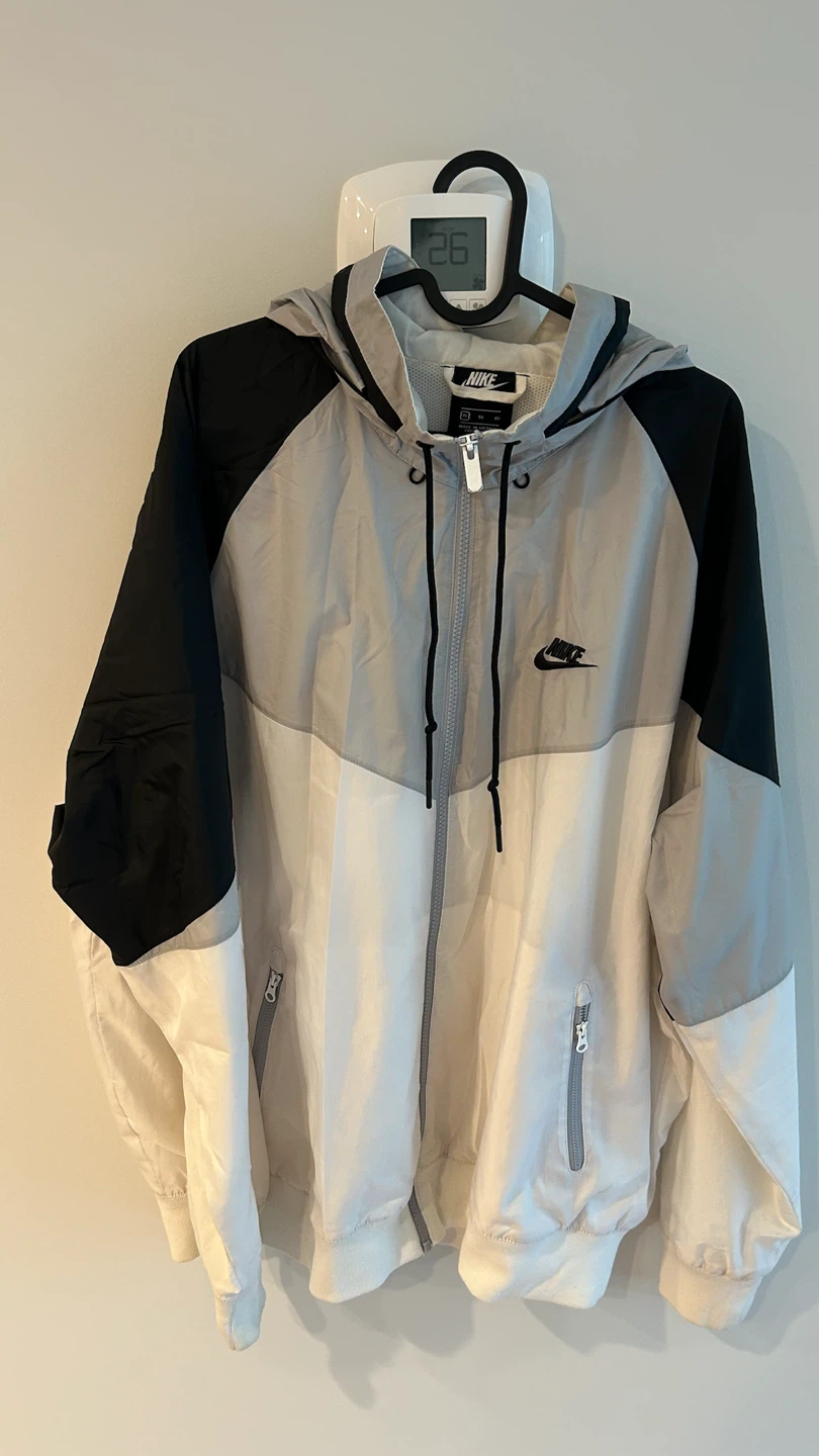 Nike Windbreaker Jacket XL