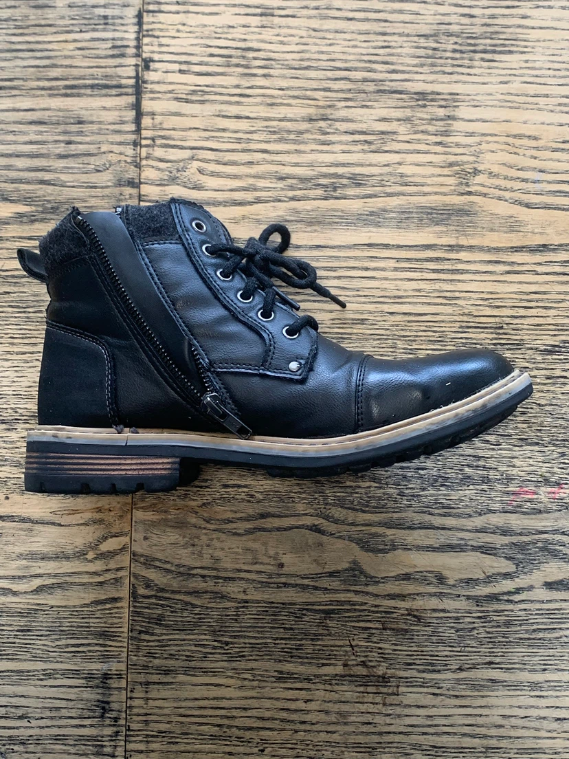 Size 7 boots - photo 3