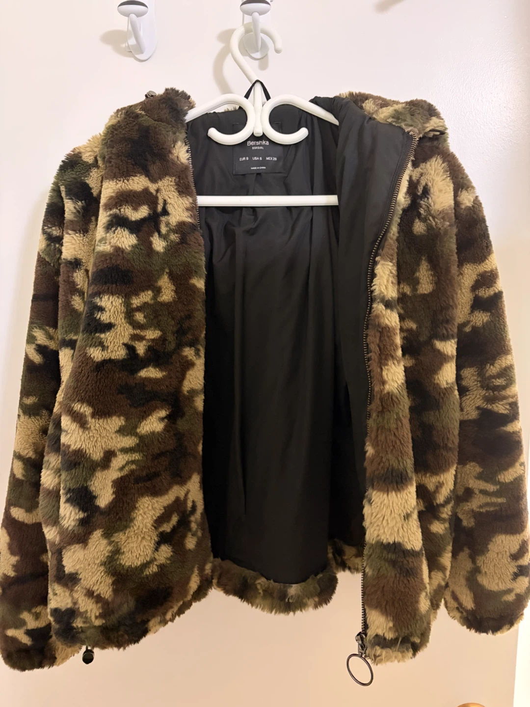 Bershka Camo Faux Fur Hooded Jacket - Size S - photo 2
