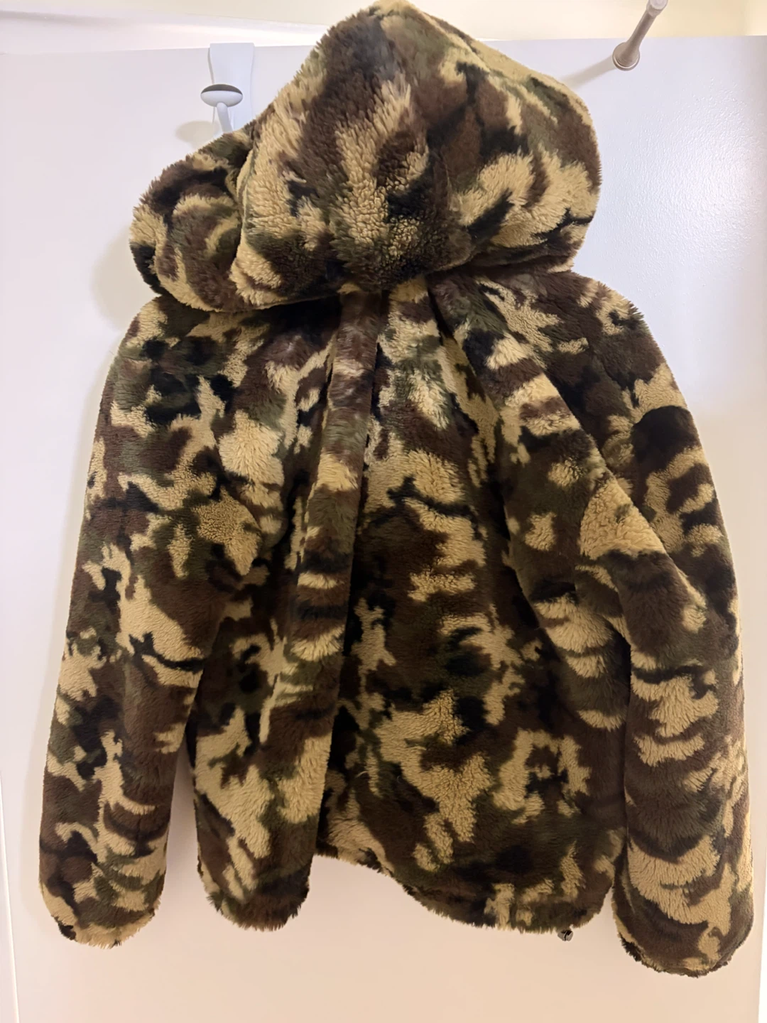 Bershka Camo Faux Fur Hooded Jacket - Size S - photo 3