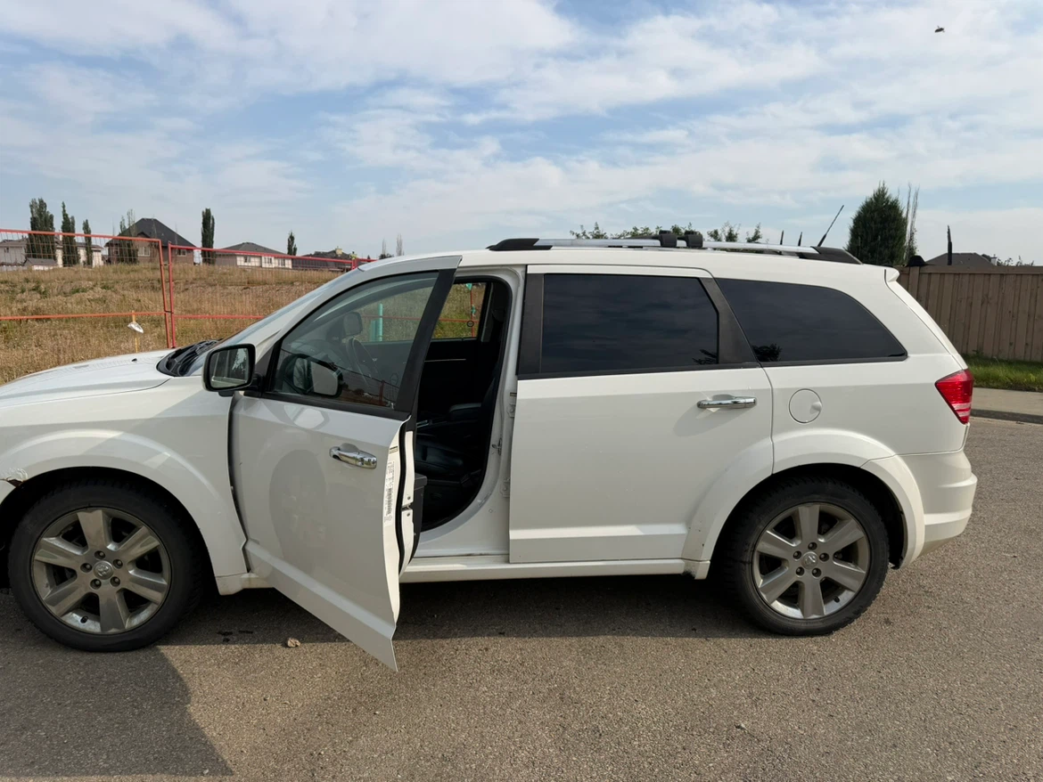 2010 Dodge Journey RT - photo 2