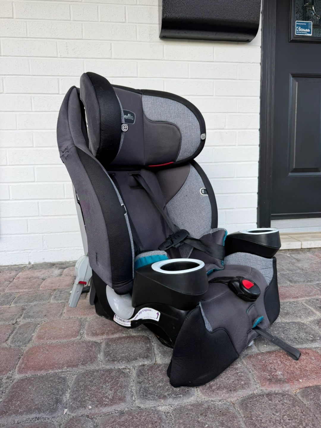 Evenflo SecureKid DLX 2-in-1 Harness Booster Car Seat + Box - photo 2