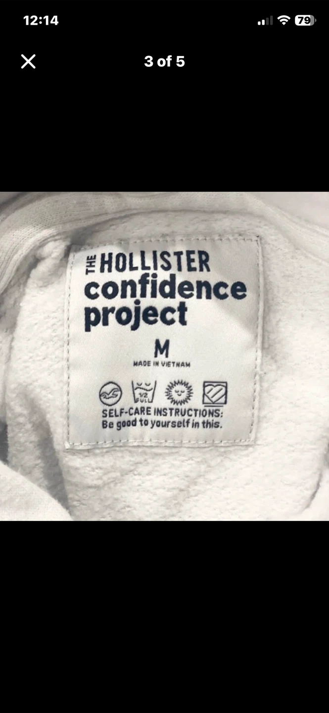Assortment of American Eagle, Hollister & Abercrombie Hoodies - photo 5