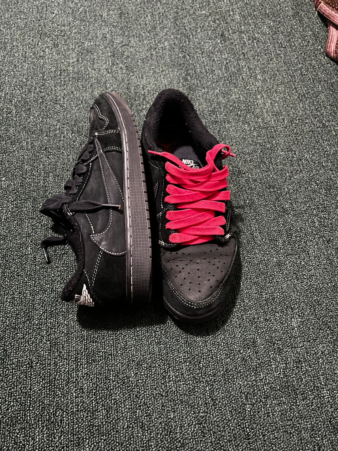 Nike Air Jordan 1 Low Black Travis Scott - photo 2