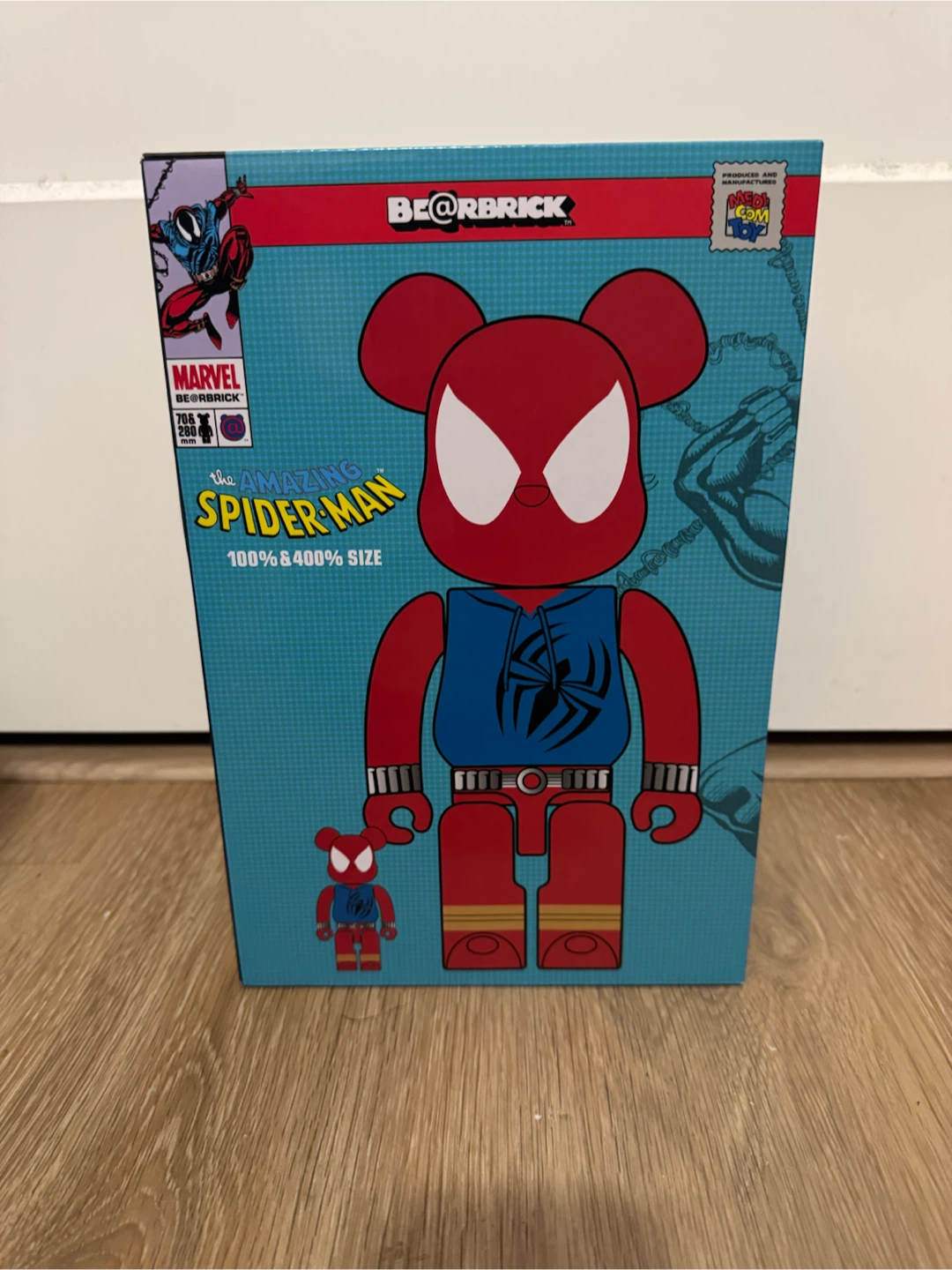 Bearbrick The Amazing Spider-Man 400% and 100% - photo 4