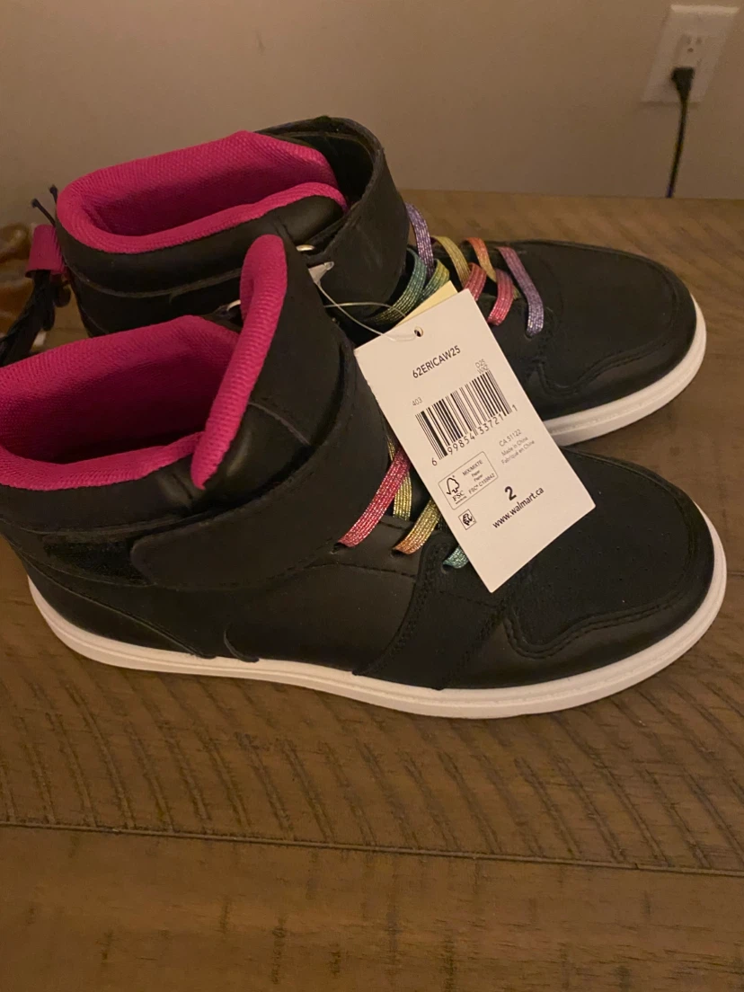 Black High-Top Sneakers with Rainbow Laces - Size 2