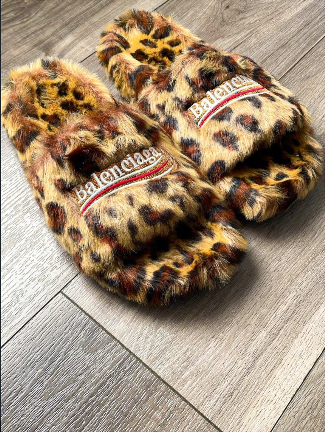 Balenciaga Leopard Print Furry Slides - photo 2