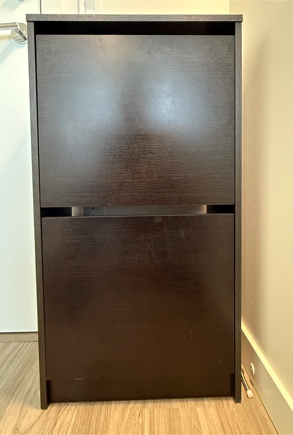 Ikea shoe cabinet with 2 compartment - photo 2