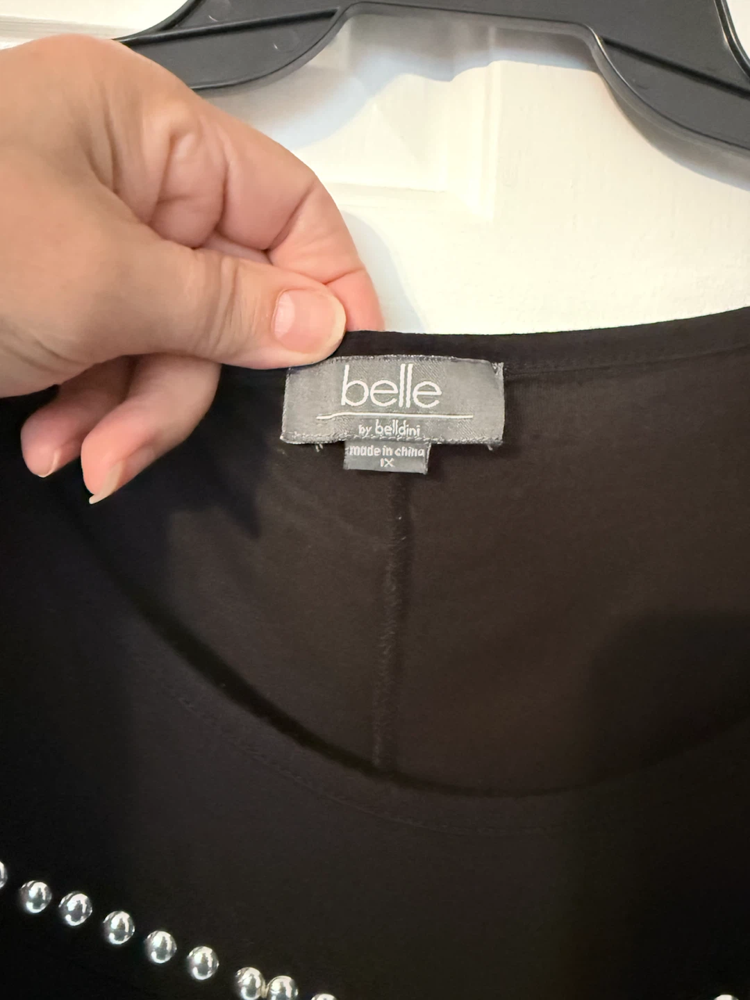 Belle by Bellini Black Embellished Top Size 1X - photo 3