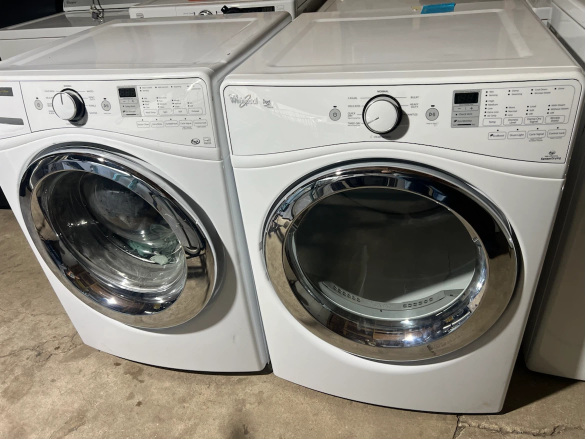 Whirlpool Front Load Washer and Dryer Set - photo 2