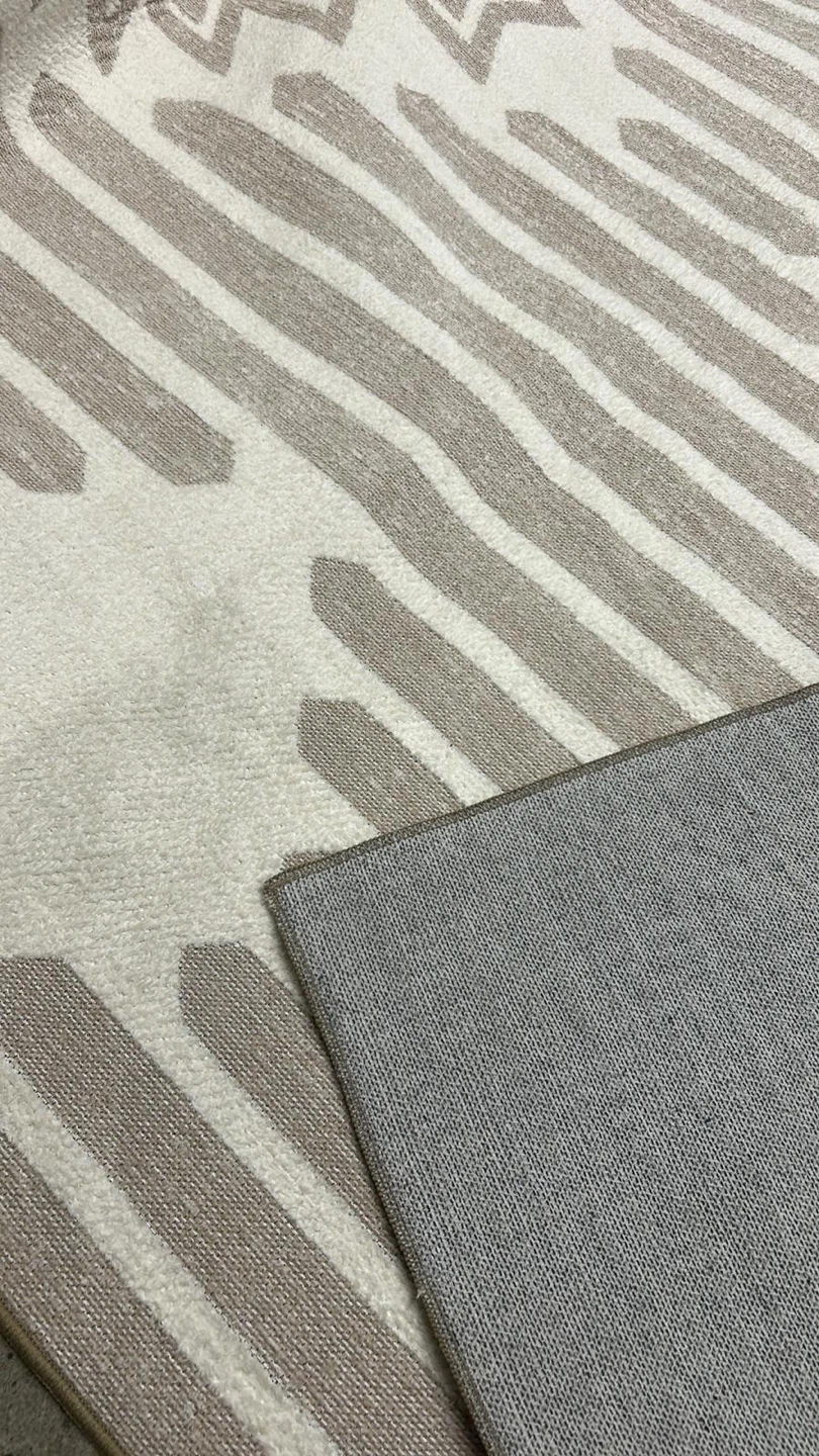 Soft & Comfortable Geometric Area Rug - photo 5