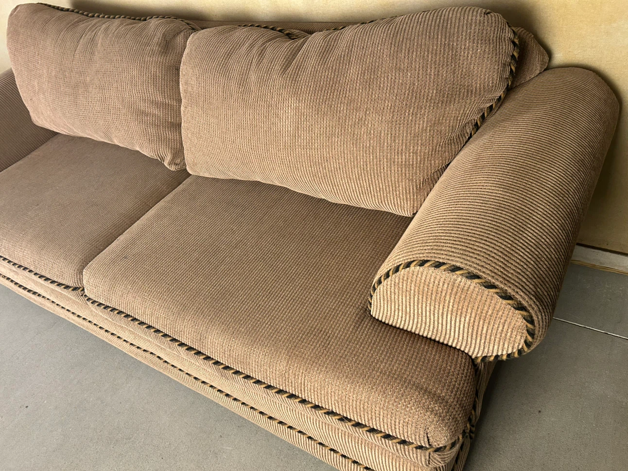 DELIVERY AVAILABLE! TAN FABRIC SOFA + LOVESEAT FOR $250! - photo 3