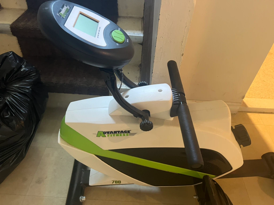 Advantage Fitness 788 Rowing Machine - photo 5