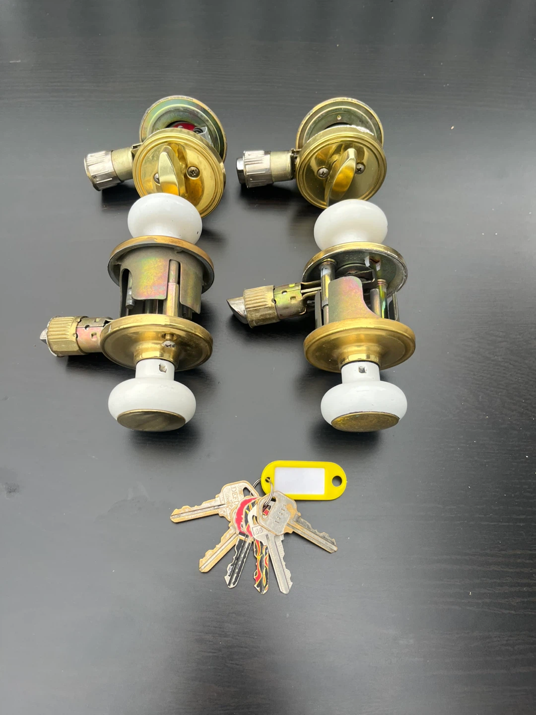 Door Knobs with Keys