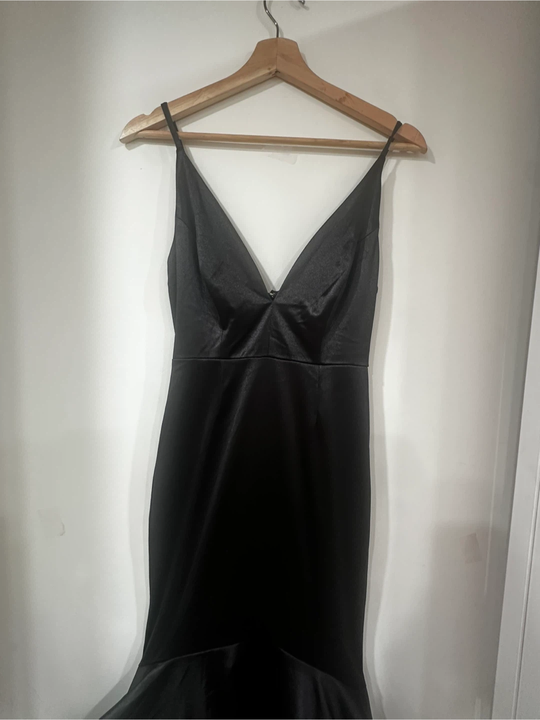 Forever 21 Apeach Black Satin High-Low Formal Dress - Small - photo 3