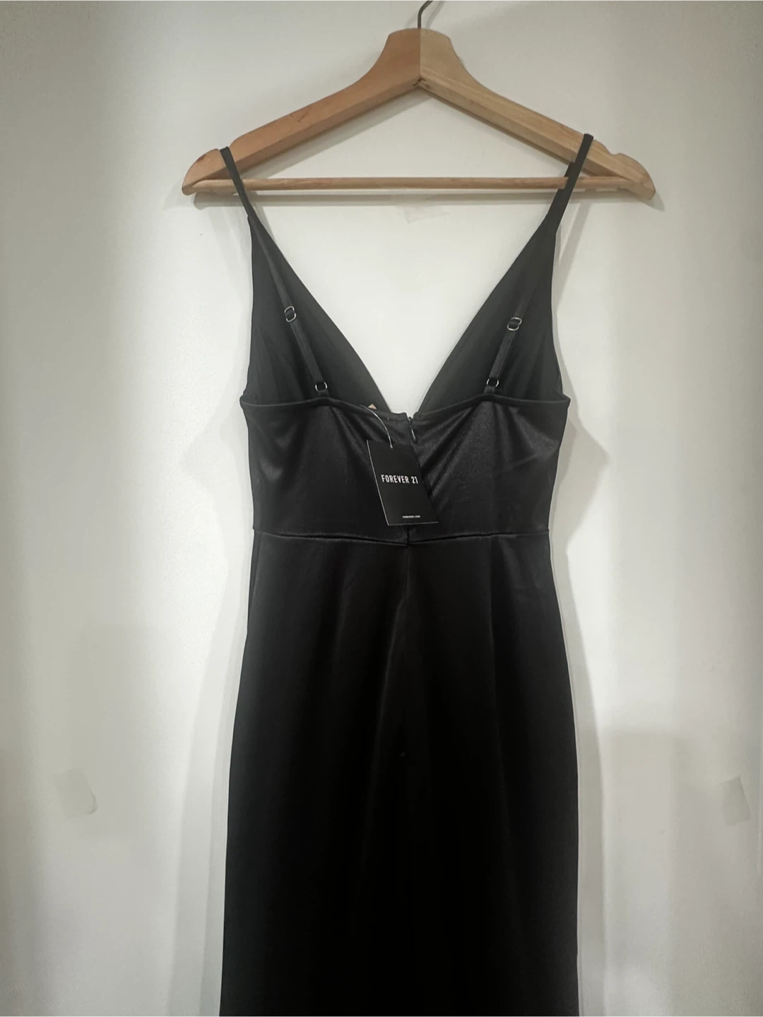 Forever 21 Apeach Black Satin High-Low Formal Dress - Small - photo 5