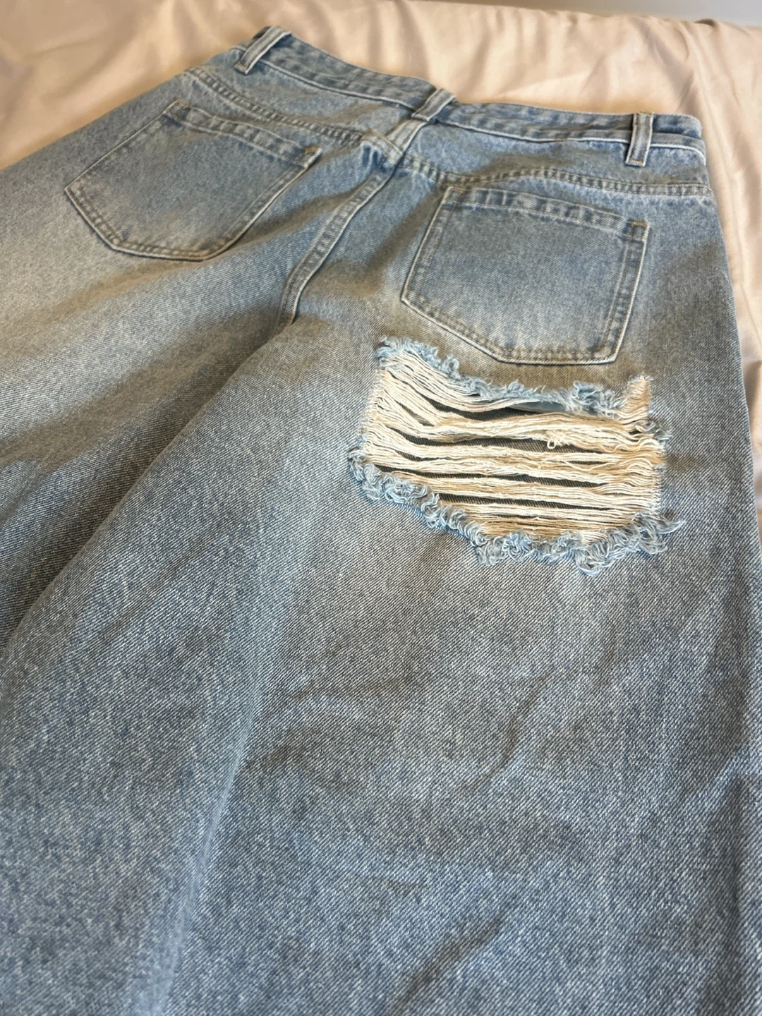 Wide leg distressed denim jeans - photo 2